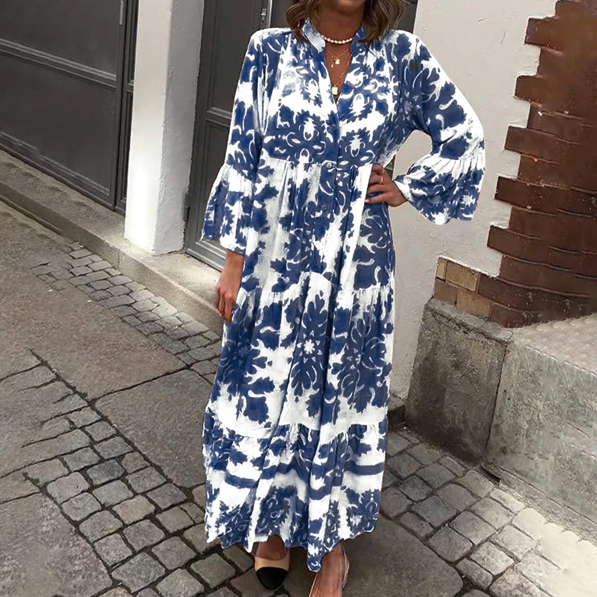 Attraktives Maxikleid mit V-Ausschnitt und 3/4-Ärmeln