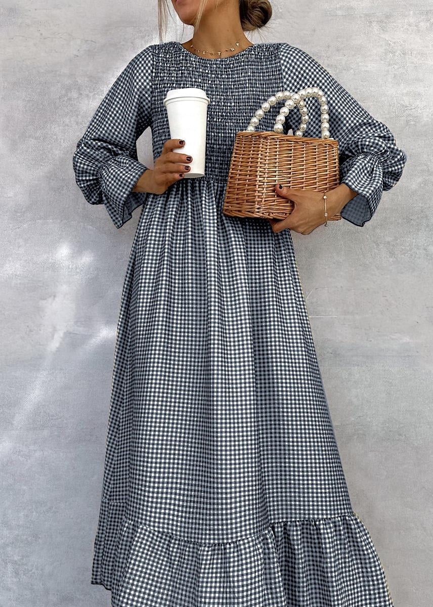 Grünes kariertes Maxikleid mit Rundhalsausschnitt